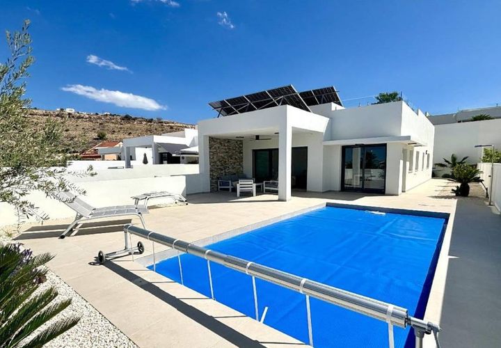 Villa i Benijofar, Alicante, Benijofar - € 589.000 | Ref: 01-23646 - foto 1