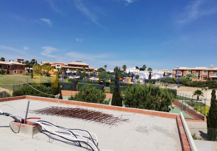 Villa i Carvoeiro, Faro, Carvoeiro - € 1.500.000 | Ref: V4-06 (PR-070) - foto 1