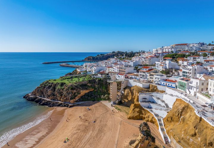 Villa i Albufeira, Faro, Albufeira - € 2.800.000 | Ref: CN10452 - foto 1