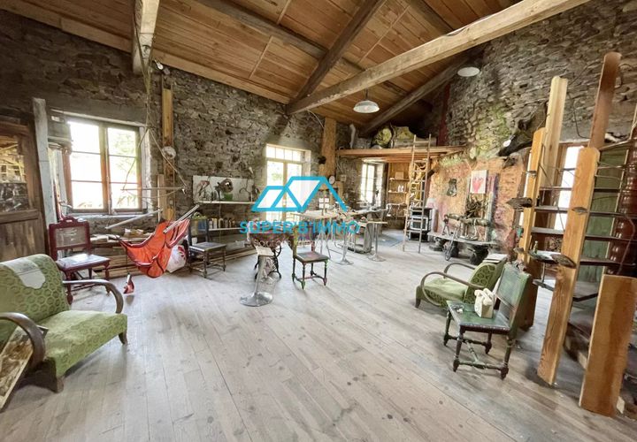 Villa a Saint-Cirgues, Haute-Loire, Saint-Cirgues - € 51.000 | Ref: 85137479 - foto 1