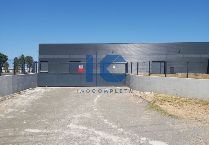 L'establiment comercial a Agueda, Aveiro, Agueda - € 12.000/mes | Ref: 20241100910 - foto 1