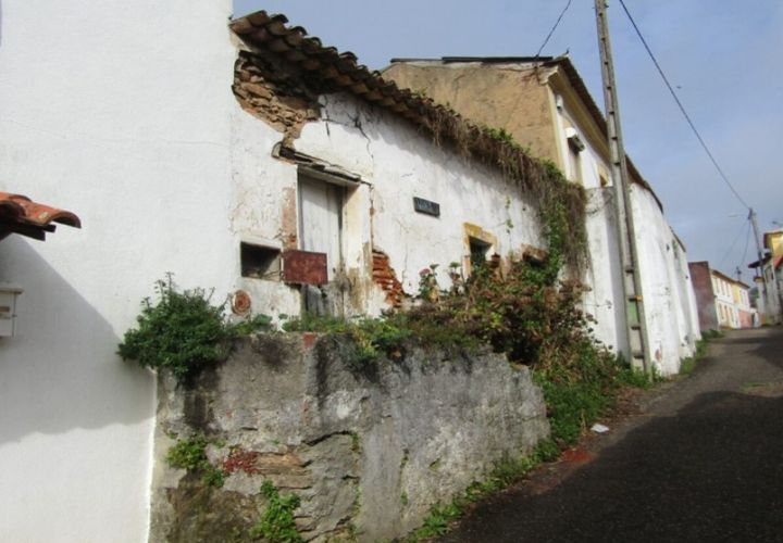 Ruinere i Sardoal, Santarem, Sardoal - € 15.000 | Ref: P22-130 - foto 1