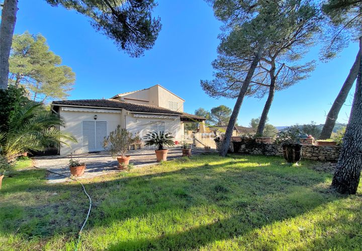 Villa i Nimes, Gard, Nimes - € 649.000 | Ref: 1928 - foto 1