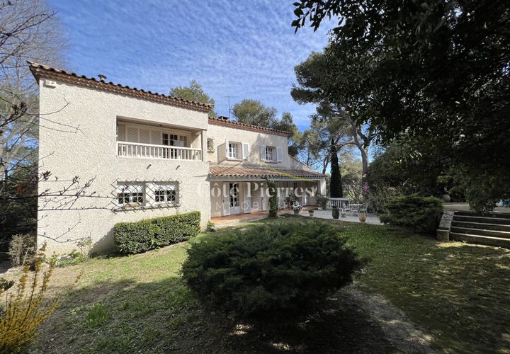 Villa i Nimes, Gard, Nimes - € 740.000 | Ref: 2014 - foto 1