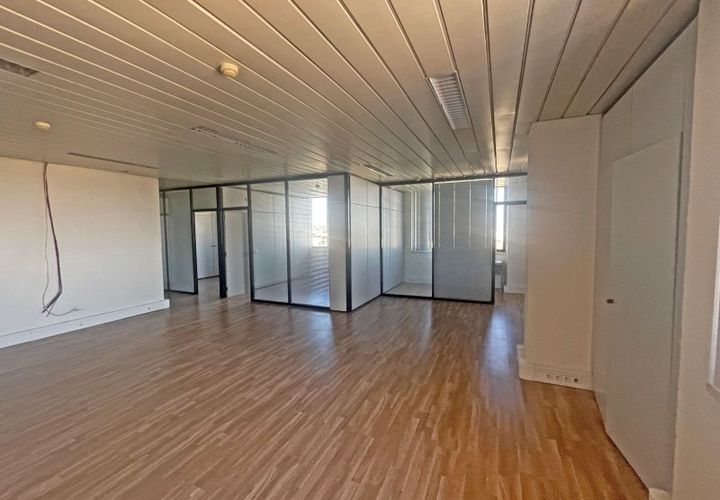 Erhvervsejendom i Sacavem, Lisbon, Sacavem - € 361.850 | Ref: 11_9B - foto 1