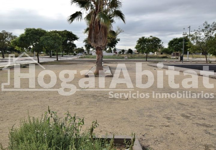 Terra a Silla, Valencia, Silla - € 600.000 | Ref: 017XSL-JRO600DUP.O-B/3716 - foto 1
