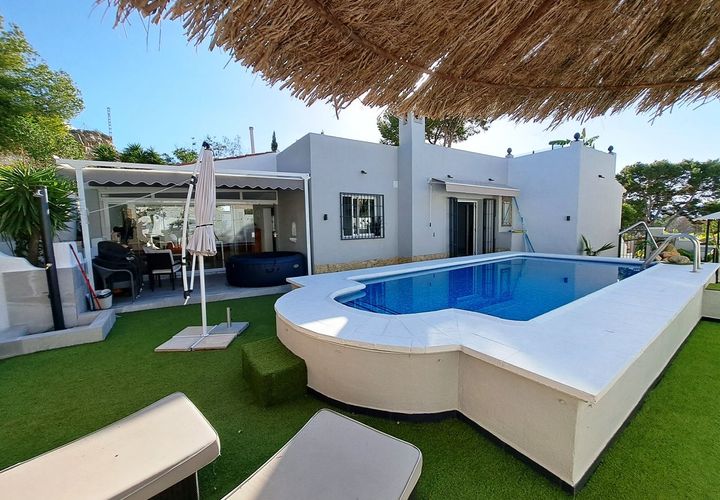 Villa i La Nucia, Alicante, La Nucia - € 495.000 | Ref: NO5334 - foto 1
