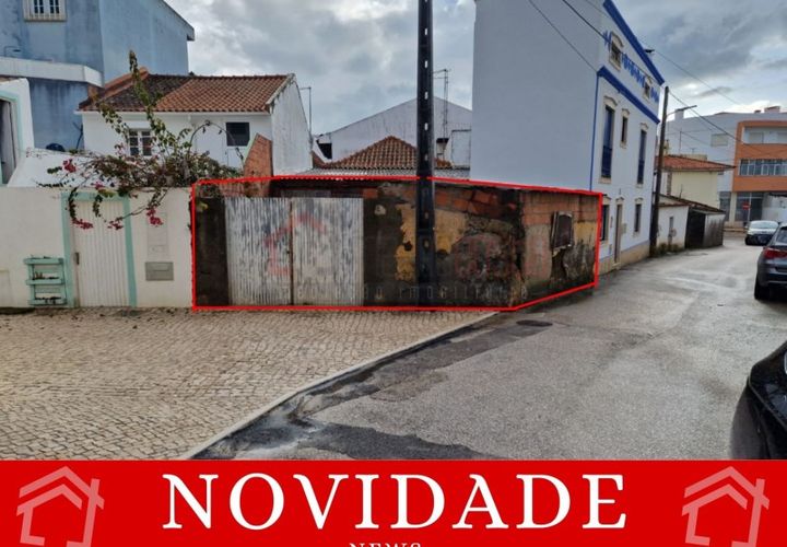 Ruinere i Ferrel, Leiria, Ferrel - € 160.000 | Ref: LC001/2024 - foto 1