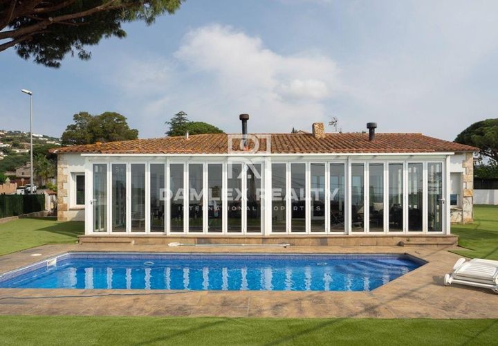 Villa i Platja D'aro, Gerona, Platja D'aro - € 1.300.000 | Ref: 73643 - foto 1