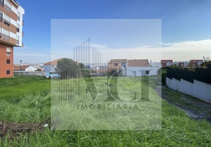 Helårsgrund i Amadora, Lisbon, Amadora - € 95.000 | Ref: MCI-0030 - foto 1