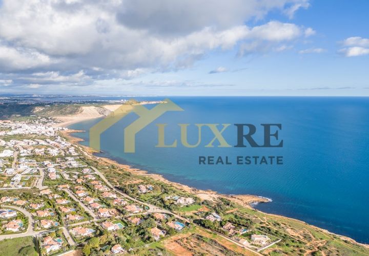 Helårsgrund i Luz, Faro, Luz - € 399.000 | Ref: LUX0256 - foto 1
