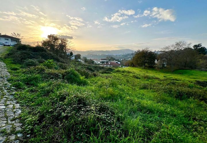 Helårsgrund i Amarante, Porto, Amarante - € 80.000 | Ref: 1027 - foto 1