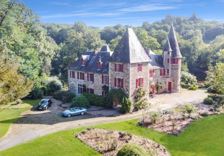 Villa a Tulle, Correze, Tulle - € 1.400.000 | Ref: CC-4461 - foto 1