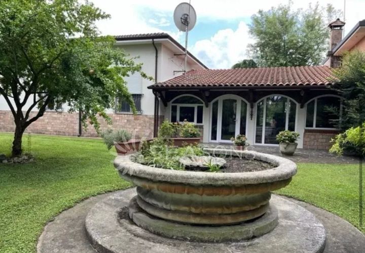 Villa a Venice, Venice, Venice - € 640.000 | Ref: SSres02 - foto 1