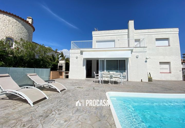 Villa a Roses, Gerona, Roses - € 875.000 | Ref: 3568 - foto 1