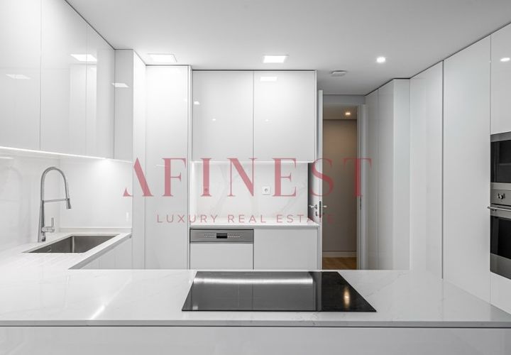 Lejlighed i Carcavelos, Lisbon, Carcavelos - € 1.530.000 | Ref: C1911/24 - foto 1