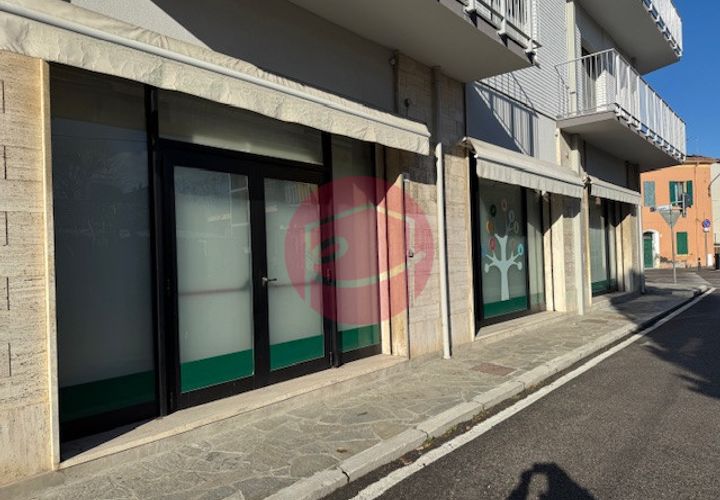 Commercial property in Santarcangelo Di Romagna, Rimini, Santarcangelo Di Romagna - € 380,000 | Ref: S-N-017 - photo 1