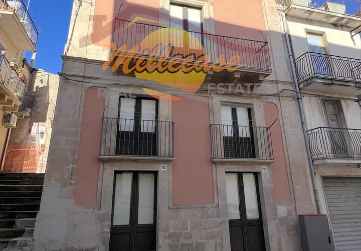 Villa i Siracusa, Siracusa, Siracusa - € 80.000 | Ref: RIF2065/80PALAZZOLO - foto 1