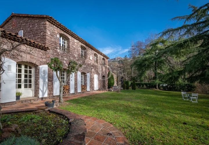 Landejendom i Puget-Théniers, Alpes-Maritimes, Puget-Théniers - € 530.000 | Ref: 85519906 - foto 1