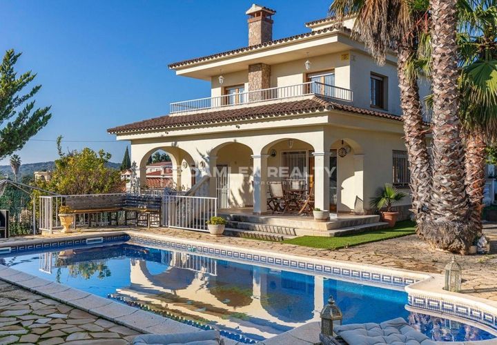 Villa i Lloret De Mar, Gerona, Lloret De Mar - € 695.000 | Ref: 74661 - foto 1
