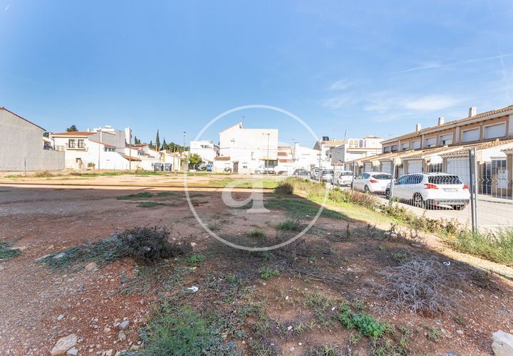 Tomt i Riba-Roja De Turia, Valencia, Riba-Roja De Turia - € 260 000 | Ref: VV2212036 - foto 1