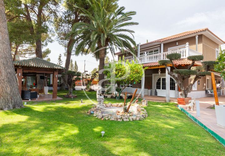 Villa i Elda, Alicante, Elda - € 900.000 | Ref: VV2403039 - foto 1