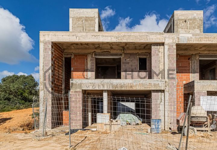 Villa i Alvor, Faro, Alvor - € 780.000 | Ref: City-24-63C - foto 1