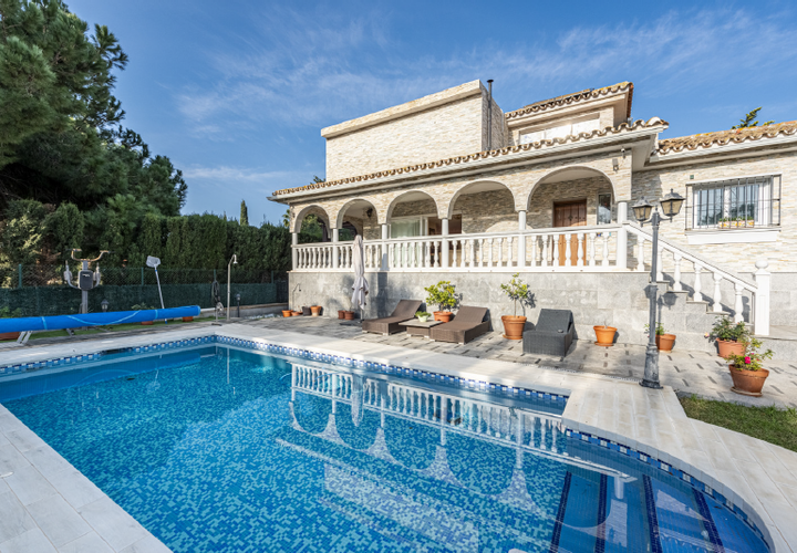 Villa i Marbella, Malaga, Marbella - € 1.200.000 | Ref: 428-03843P - foto 1