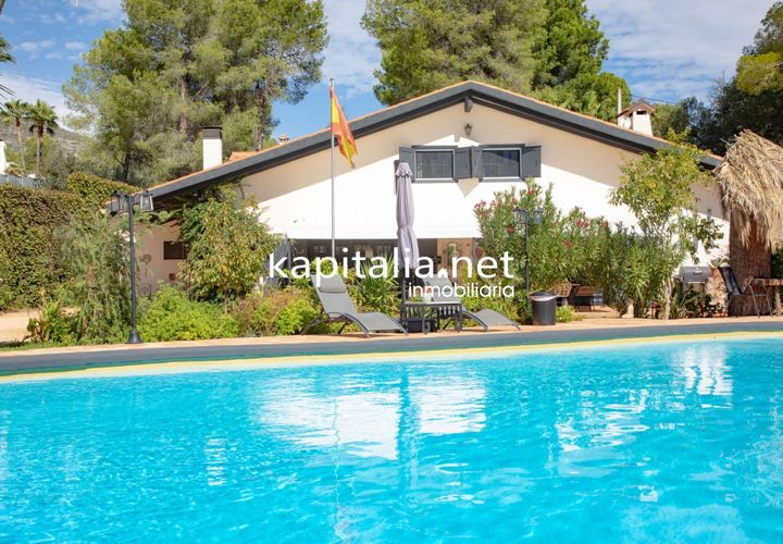 Villa i Ontinyent, Valencia, Ontinyent - € 689.000 | Ref: 09519 - foto 1