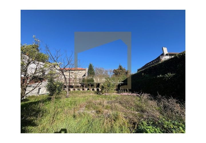 Villa a Guimaraes, Braga, Guimaraes - € 5.000/mes | Ref: CAS_1205 - foto 1