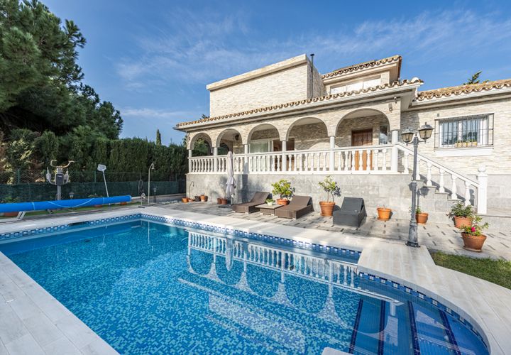 Villa a Marbella, Malaga, Marbella - € 1.350.000 | Ref: PANR-15386 - foto 1