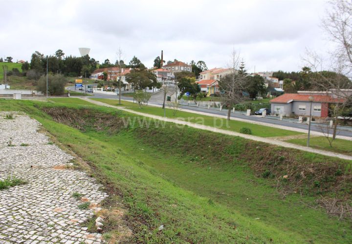 Helårsgrund i Torres Vedras, Lisbon, Torres Vedras - € 198.000 | Ref: 295180010 - foto 1