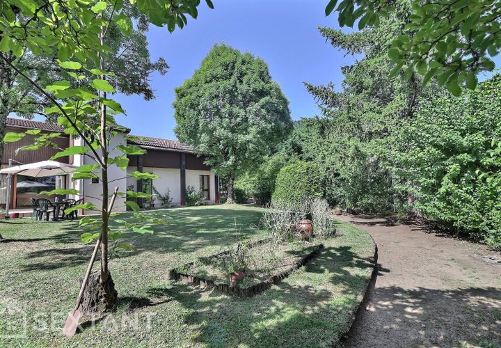 Villa i Thiers, Puy-de-Dome, Thiers - € 225.000 | Ref: A72399A983E24922 - foto 1