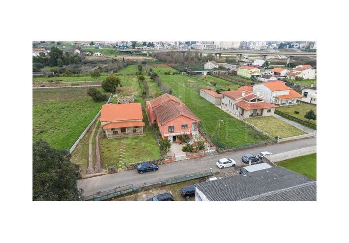 Villa i Valenca, Viana do Castelo, Valenca - € 400.000 | Ref: F1-03-55 - foto 1