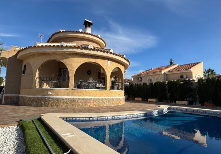 Villa i Benijofar, Alicante, Benijofar - € 325.000 | Ref: 200-3760 - foto 1