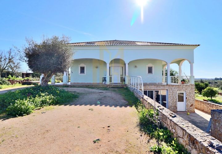 Villa a Bensafrim, Faro, Bensafrim - € 886.000 | Ref: 8003 - foto 1