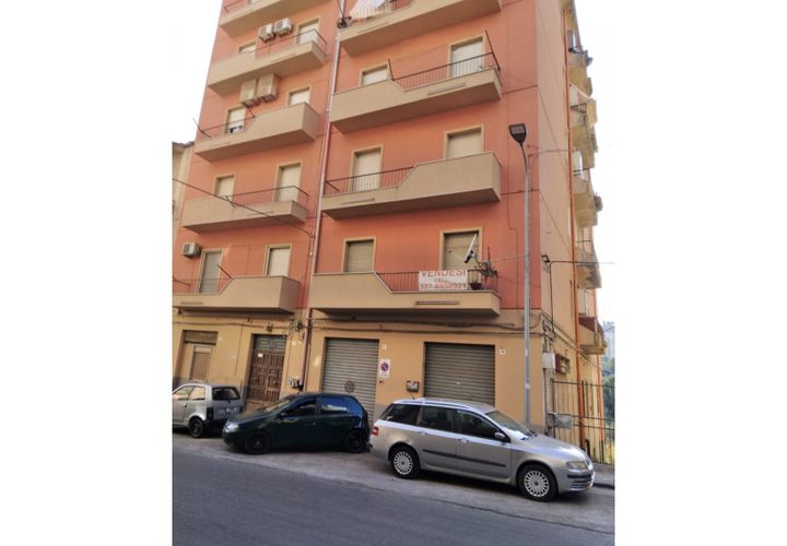 Lejlighed i Caltanissetta, Caltanissetta, Caltanissetta - € 30.000 | Ref: 1777823 - foto 1