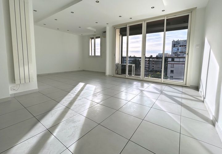 Lejlighed i Marseille, Bouches-du-Rhone, Marseille - € 95.000 | Ref: DV10000379 - foto 1