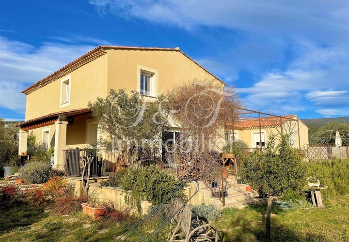 Villa a Villars, Vaucluse, Villars - € 450.000 | Ref: LUB-001237 - foto 1