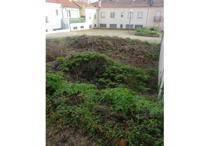 Helårsgrund i Coimbra, Coimbra, Coimbra - € 300.000 | Ref: 15529 - foto 1