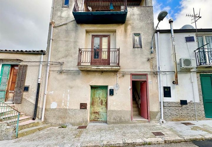 Villa i Chiusa Sclafani, Palermo, Chiusa Sclafani - € 17.000 | Ref: 8682RV34828 - foto 1