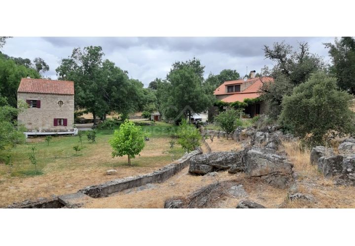 Villa a Alcains, Castelo Branco, Alcains - € 470.000 | Ref: OSE25005.PBRM - foto 1