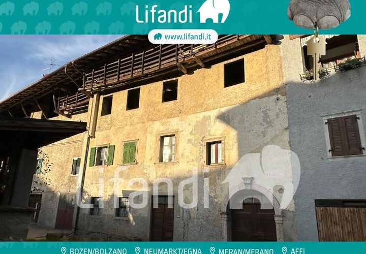 Landejendom i Comano Terme, Trento, Comano Terme - € 170.000 | Ref: J207 - foto 1