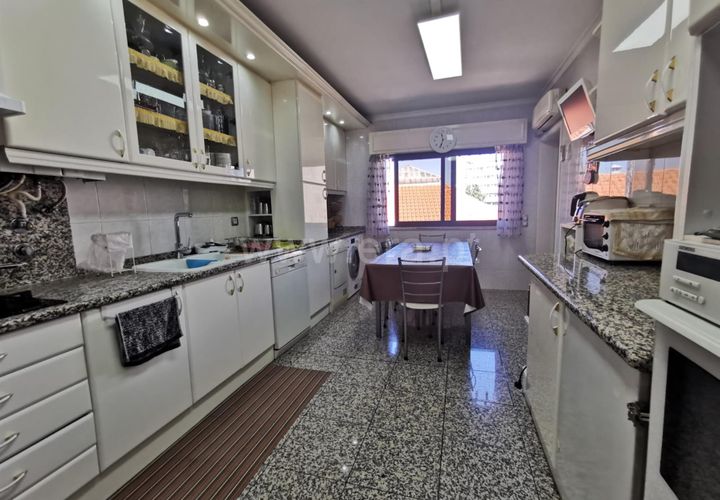 Lejlighed i Amadora, Lisbon, Amadora - € 565.000 | Ref: 016250003 - foto 1