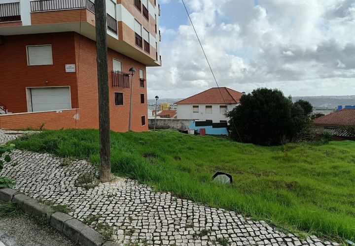 Helårsgrund i Amadora, Lisbon, Amadora - € 85.000 | Ref: SF-SAFTI:005944 - foto 1