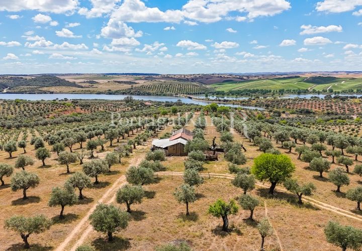 Landejendom i Alandroal, Evora, Alandroal - € 425.000 | Ref: FG53 - foto 1