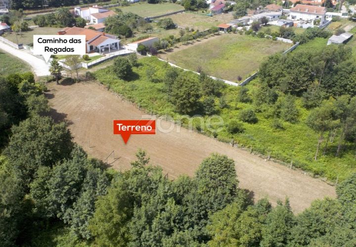 Helårsgrund i Pedroso, Porto, Pedroso - € 39.000 | Ref: ZMPT560445 - foto 1