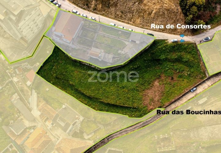Helårsgrund i Oliveira do Douro, Porto, Oliveira do Douro - € 800.000 | Ref: ZMPT572058 - foto 1