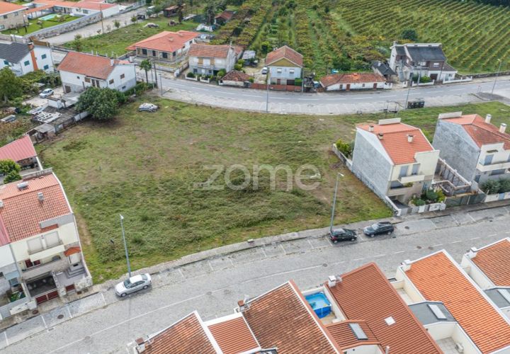 Helårsgrund i Lousada, Porto, Lousada - € 45.619 | Ref: ZMPT561540 - foto 1