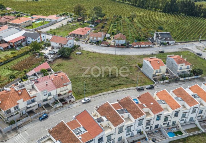 Helårsgrund i Lousada, Porto, Lousada - € 38.643 | Ref: ZMPT561539 - foto 1
